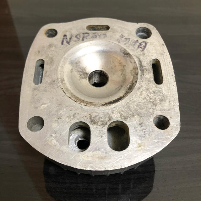 ホンダ - NSR80 シリンダーヘッドの通販 by かなでぃあん's shop ホンダ - NSR80 シリンダーヘッドの通販 by かなでぃあん's shop