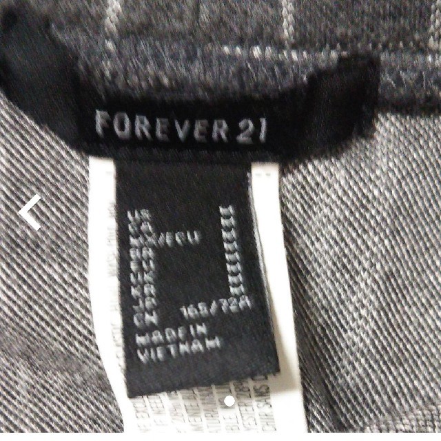 FOREVER 21(フォーエバートゥエンティーワン)のフォーエバー21
プリーツスカート
チェックスカート
サイズM  美品
 レディースのスカート(ミニスカート)の商品写真