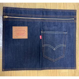 510350● LEVI'S リメイク デニム クラッチ バッグ リーバイス