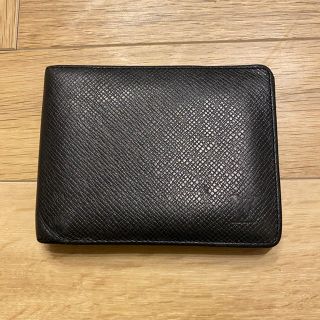 ルイヴィトン(LOUIS VUITTON)のLOUIS VUITTON 黒　二つ折り　札入れ　カード入れ(折り財布)