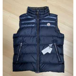 モンクレール(MONCLER)のMONCLER ダウンベスト サイズ2 ネイビー　新品未着用品(ダウンベスト)