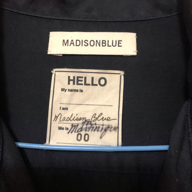 MADISONBLUE(マディソンブルー)のMadisonblue マディソンブルー　マルティニーク　別注　パール　シャツ レディースのトップス(シャツ/ブラウス(長袖/七分))の商品写真