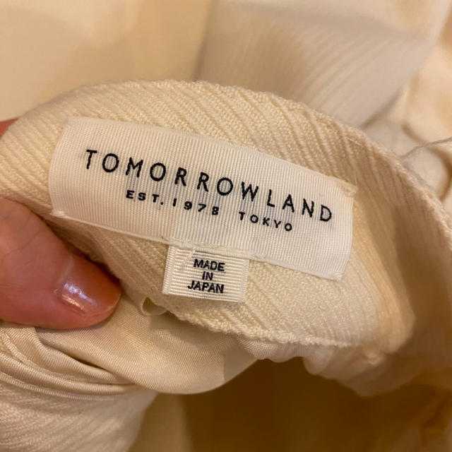 TOMORROWLAND(トゥモローランド)のトゥモローランド　ラップスカート レディースのスカート(ロングスカート)の商品写真
