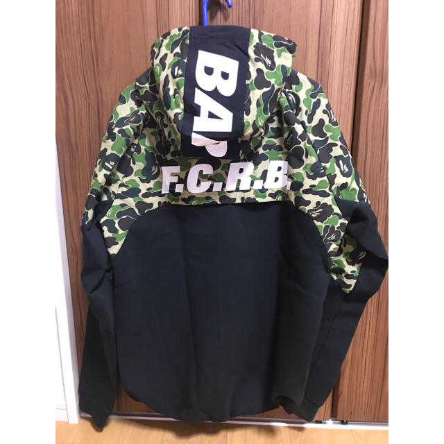 F.C.R.B.(エフシーアールビー)の新品未使用 fcrb×bape コラボフーディー サイズXL メンズのトップス(スウェット)の商品写真