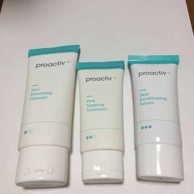 proactiv(プロアクティブ)のプロアクティブ＋ 薬用3ステップセット30日サイズ コスメ/美容のキット/セット(サンプル/トライアルキット)の商品写真