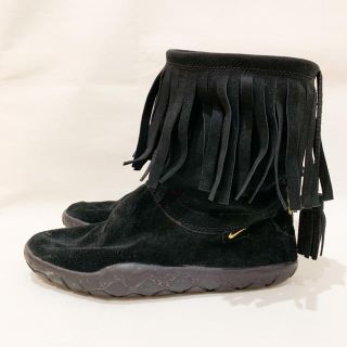 ナイキ(NIKE)のNIKE【WMNS AIR CHUKKA MOC FRINGE】(ブーツ)