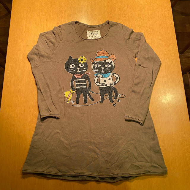 猫柄綿100チェック キッズ/ベビー/マタニティのキッズ服男の子用(90cm~)(Tシャツ/カットソー)の商品写真