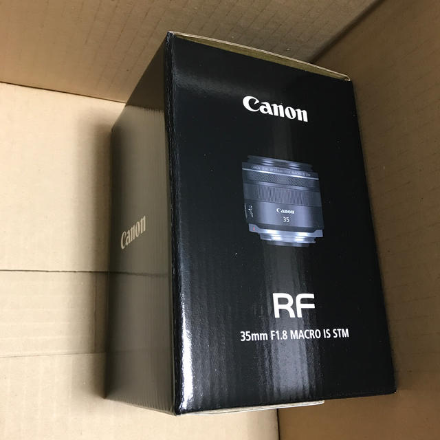 Canon RE 35mm F1.8 MACRO IS STM