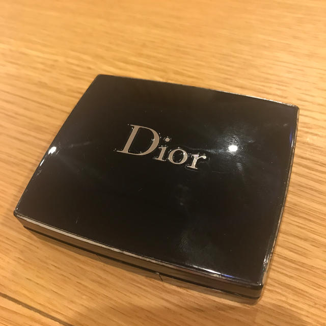 Dior(ディオール)のDior  ディオール　アイシャドウ コスメ/美容のベースメイク/化粧品(アイシャドウ)の商品写真