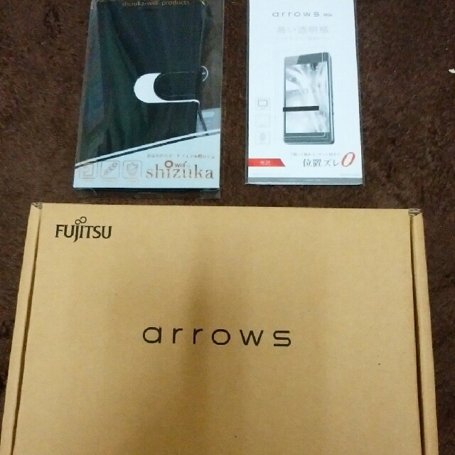 新品未使用 富士通 arrows M04 ブラック SIMフリースマホ 本体