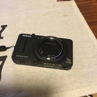 ニコン(Nikon)のカメラ(コンパクトデジタルカメラ)