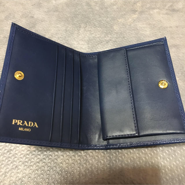 PRADA 財布　二つ折り＊3連休限定値下げ＊ 1