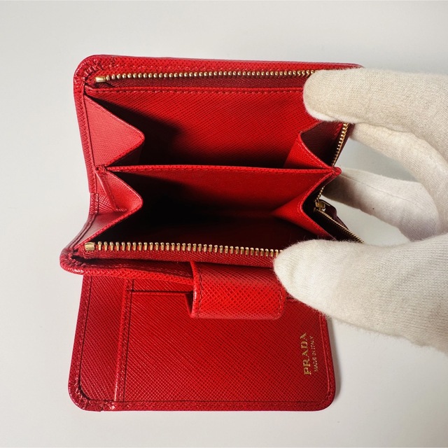☆新品未使用☆ PRADA プラダ 財布 ロゴ 購入レシート有り 人気の春夏 ...