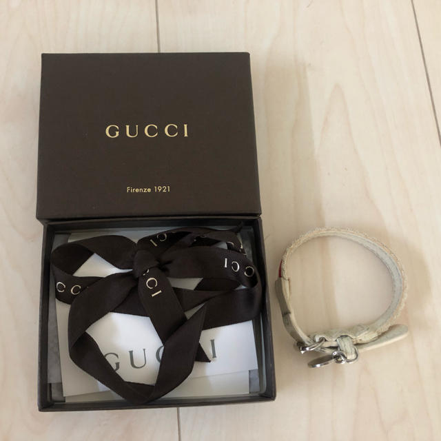 Gucci(グッチ)のGUCCI チャリブレスレット レディースのアクセサリー(ブレスレット/バングル)の商品写真