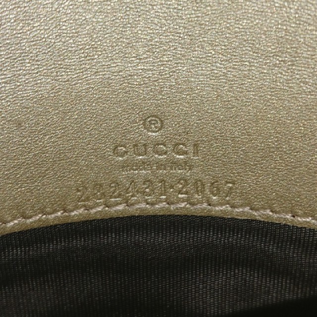 Gucci(グッチ)のGUCCI 長財布 レディースのファッション小物(財布)の商品写真