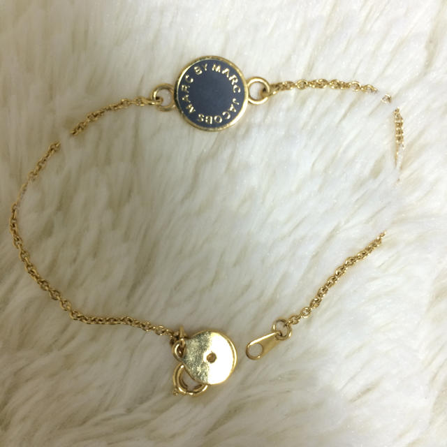 MARC BY MARC JACOBS(マークバイマークジェイコブス)のブレスレット レディースのアクセサリー(ブレスレット/バングル)の商品写真