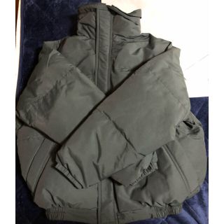 フィアオブゴッド(FEAR OF GOD)のFOG ESSENTIALS PUFFER JACKET Sサイズ(ダウンジャケット)