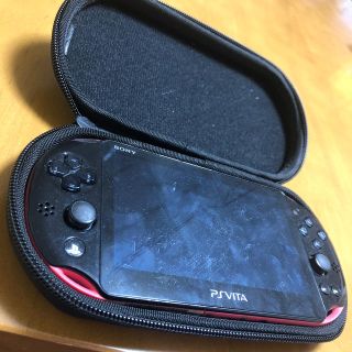 プレイステーションヴィータ(PlayStation Vita)のプレステーションVita PCH-2000 ピンク＆ブラック 16GBメモリー付(携帯用ゲーム機本体)