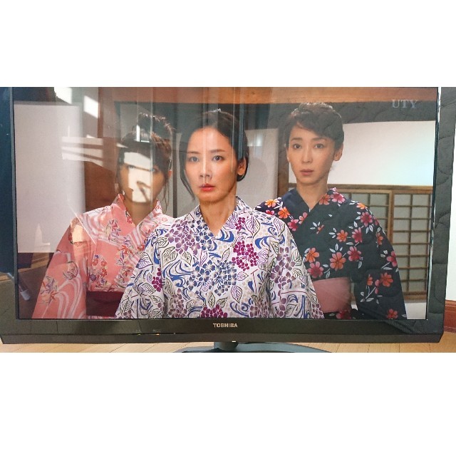 爆売り！】 液晶テレビ TVS REGZA 24V34 地上 BS 110度CSハイビジョン液晶テレビ 24V型