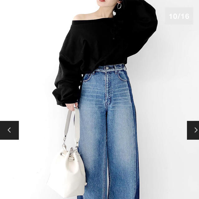 ZARA(ザラ)のLVEU. オフショルダートップス レディースのトップス(トレーナー/スウェット)の商品写真