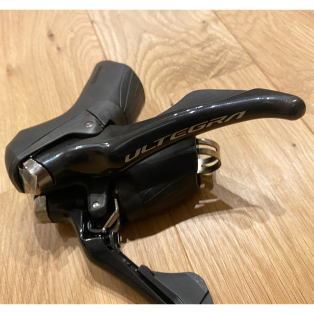 shimano ST-R8000 ULTEGRA STI 新品 未使用 shimano ST-R8000 ULTEGRA STI 新品 未使用