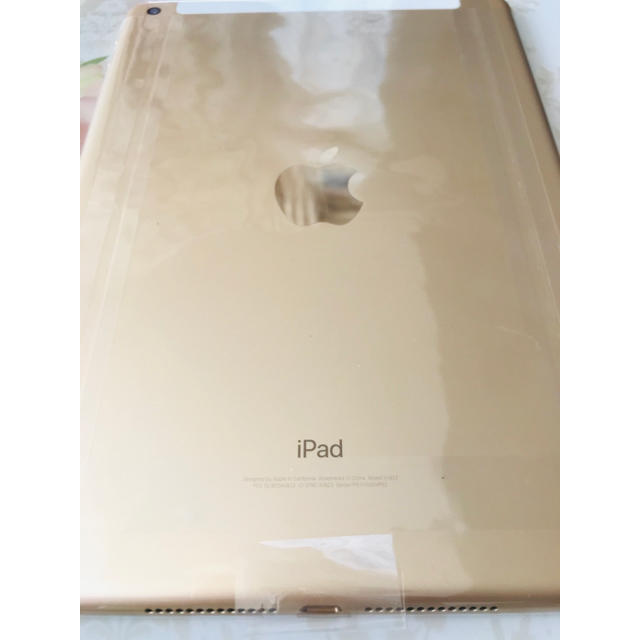Apple iPad  セルラー 128GB ゴールド 2
