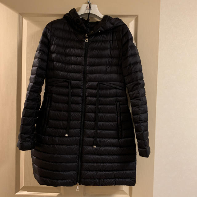 ほぼ未使用　moncler BARBEL ブラック約45ｃｍ裾幅