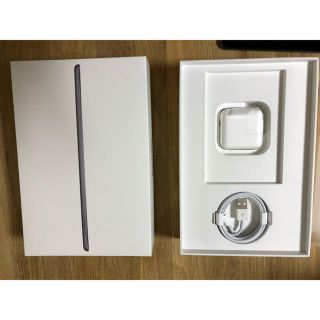 アップル(Apple)のiPad mini 5 wifi + cellular 64G SIM 極美品(タブレット)