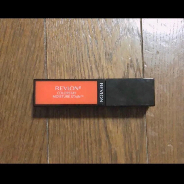 REVLON(レブロン)の《プラザ限定》レブロン カラーステイモイスチャーステイン〈リップカラー〉 コスメ/美容のベースメイク/化粧品(リップグロス)の商品写真