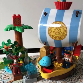 レゴ(Lego)のLEGOデュプロ ジェイクとネバーランドのかいぞくたちジェイクの海賊船バッキー(積み木/ブロック)