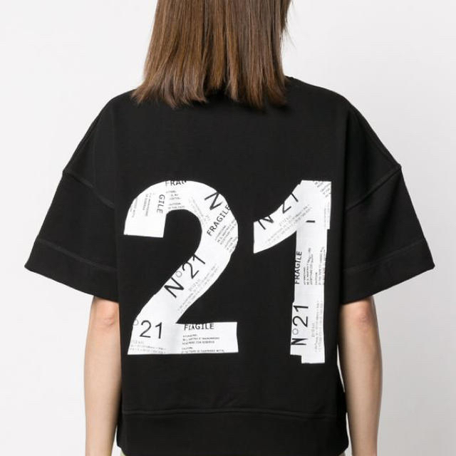 N°21 - 今だけ価格❗️N°21☺︎新作Tシャツの通販 by s☺︎'s shop