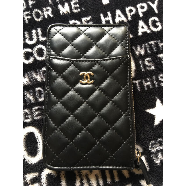 新品♡CHANEL シャネル ♡ ノベルティ　マルチケース　iphoneケース