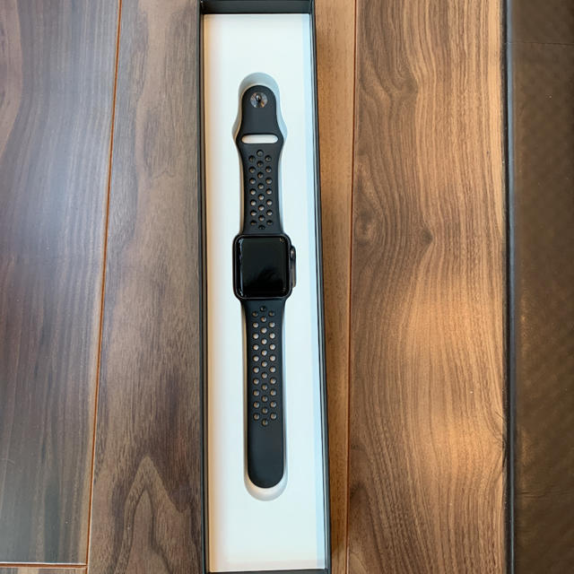 Apple Watch 3 NIKE 38mmAPPLE