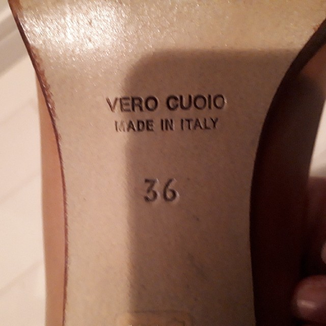 FABIO RUSCONI(ファビオルスコーニ)の値下げ❗激安‼️✨イタリア製🇮🇹パンプス👠 レディースの靴/シューズ(ハイヒール/パンプス)の商品写真