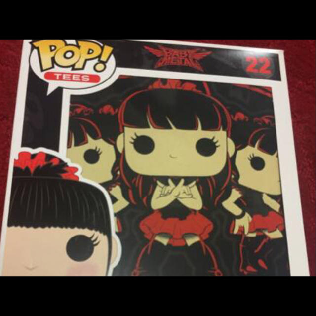 BABYMETAL(ベビーメタル)のLサイズ かわいい系 ファンコ ROCK poster pop Tシャツ メンズのトップス(Tシャツ/カットソー(半袖/袖なし))の商品写真