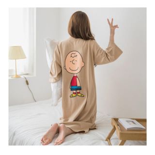 ピーナッツ(PEANUTS)の春バージョン☆チャーリーブラウンロングTシャツワンピース（ベージュ）(シャツ/ブラウス(長袖/七分))