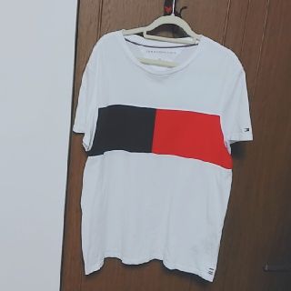 トミーヒルフィガー(TOMMY HILFIGER)のトミー　Tシャツ(Tシャツ/カットソー(半袖/袖なし))