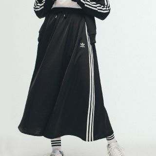 アディダス(adidas)のアディダス ロングサテンスカート(ロングスカート)