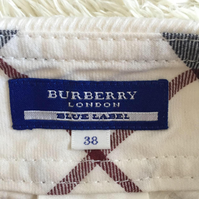 BURBERRY(バーバリー)の年末SALEバーバリースカート レディースのスカート(ミニスカート)の商品写真