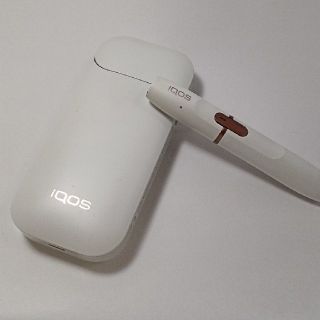 アイコス(IQOS)のアイコス2.4PLUS　旧チャージャー、ホルダー ホワイト 031001(タバコグッズ)