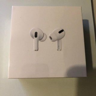 アップル(Apple)のAirPods Pro Apple イヤホン(ヘッドフォン/イヤフォン)