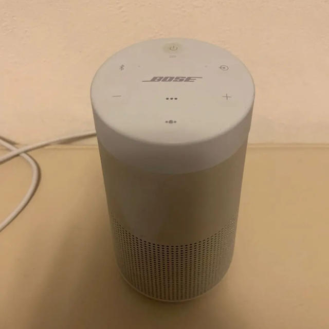 BOSE リボルブ シルバーオーディオ機器