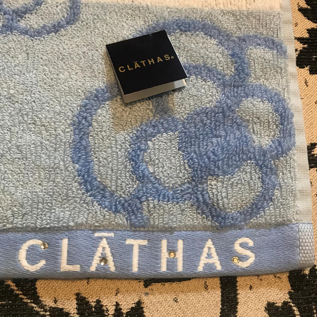 CLATHAS(クレイサス)のクレイサス　ハンドタオル　新品　CLATHAS レディースのファッション小物(ハンカチ)の商品写真