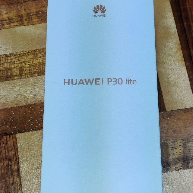 HUAWEI p30 lite SIMフリー　ホワイトスマートフォン/携帯電話