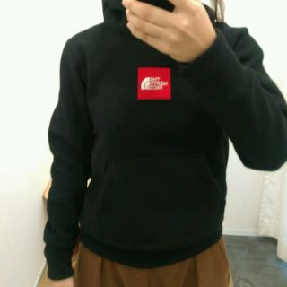 THE NORTH FACE - ボックスロゴパーカーの通販 by momo's shop＊｜ザ ...