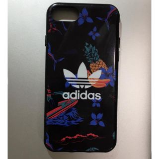 アディダス(adidas)のiphone ケース　adidas(iPhoneケース)