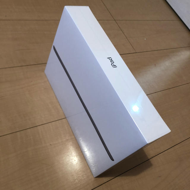iPad 第7世代 新品未開封 シルバー 32ギガ 1