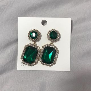 ザラ(ZARA)の大ぶり　ピアス　( j 様専用　sold out )(ピアス)