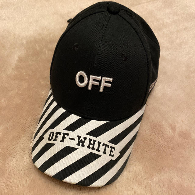 OFF-WHITEキャップ