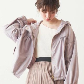 ナチュラルクチュール(natural couture)のナチュラルクチュール ボリューム袖マウンテンパーカー(ナイロンジャケット)